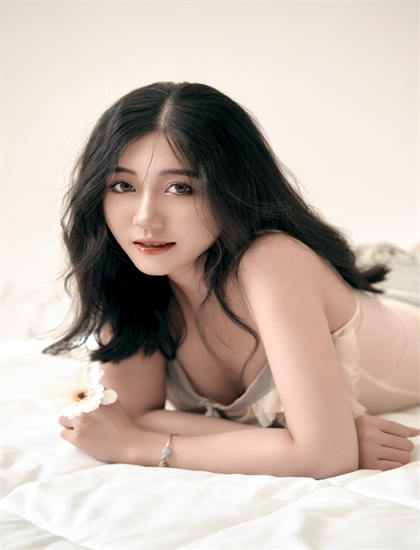 运动片米丝蒂的诱惑美术设计创作：投资的金额规模与风险控制 揭示艺术创作的艰辛与快乐